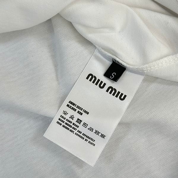 ブティック♪ミュウミュウ ロゴパッチ ロング コットンTシャツ フェイク 2色 myt55086